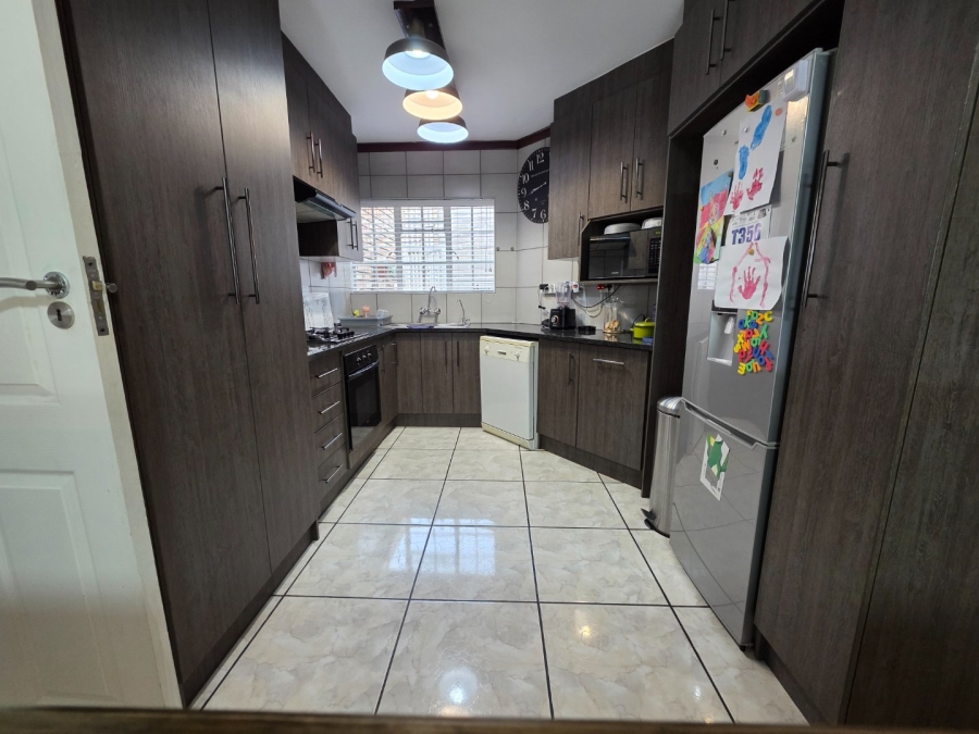 4 Bedroom Property for Sale in Pentagon Park Free State